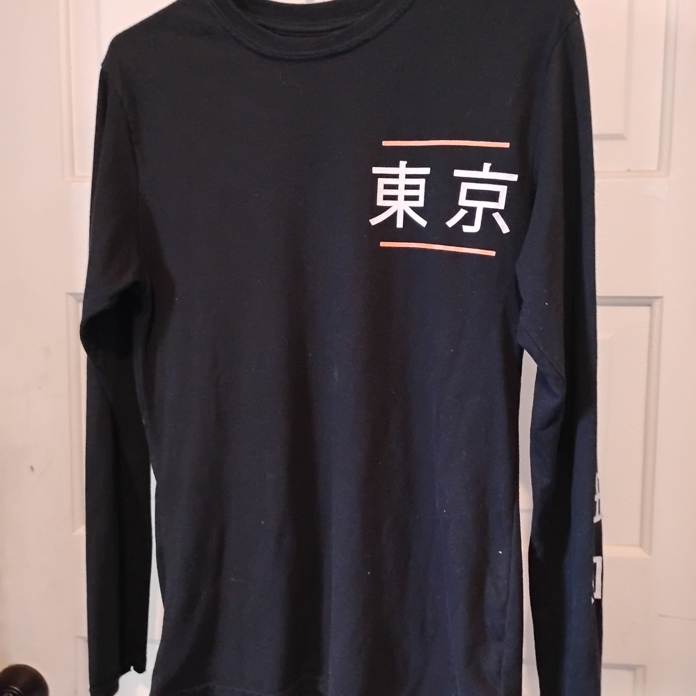 Black Long Sleeve Tee